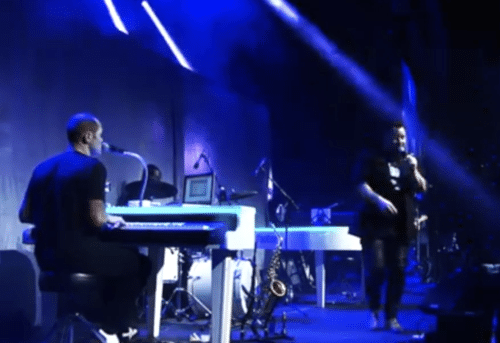 Duelling Pianos